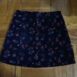hollister black floral skirt size: 3